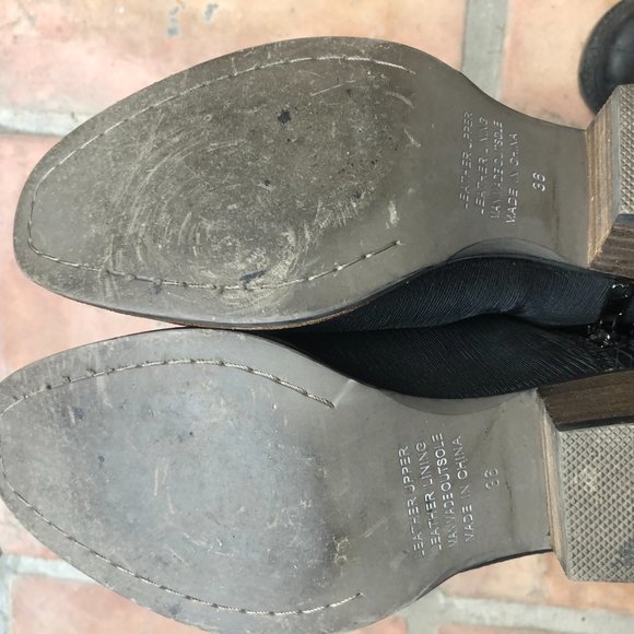 Silent D Black Leather Fringe Booties Incall - Picture 6 of 6